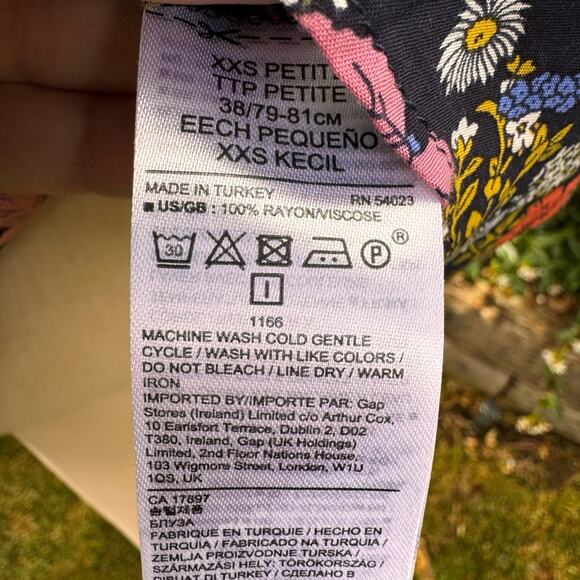 Banana Republic.Long Sleeve Blouse Puff Sleeve Floral Top Size XXS - Picture 9 of 9